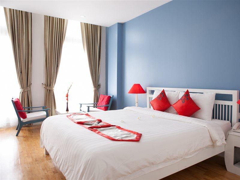 The Frangipani Royal Palace Hotel 4*