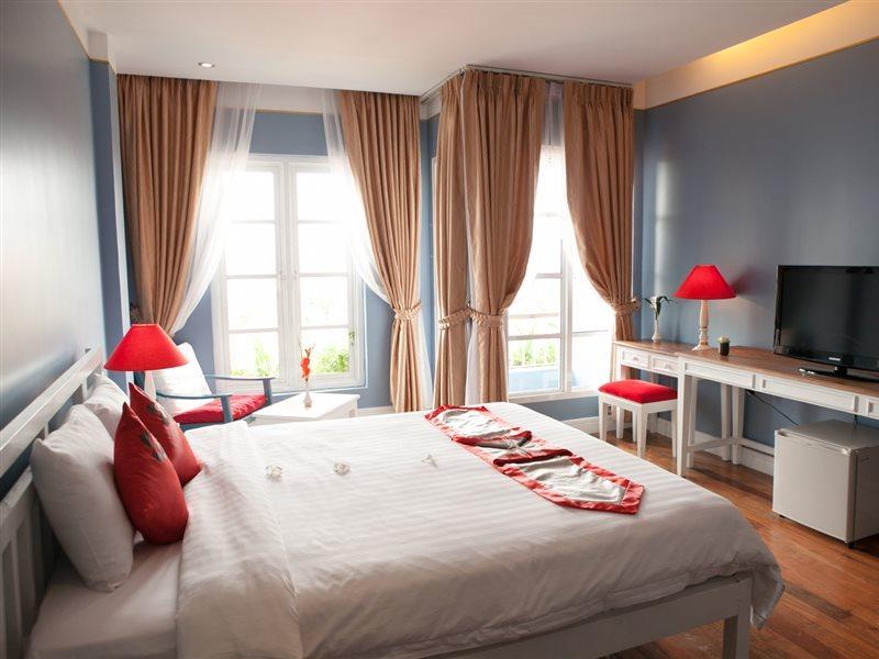 The Frangipani Royal Palace 4*