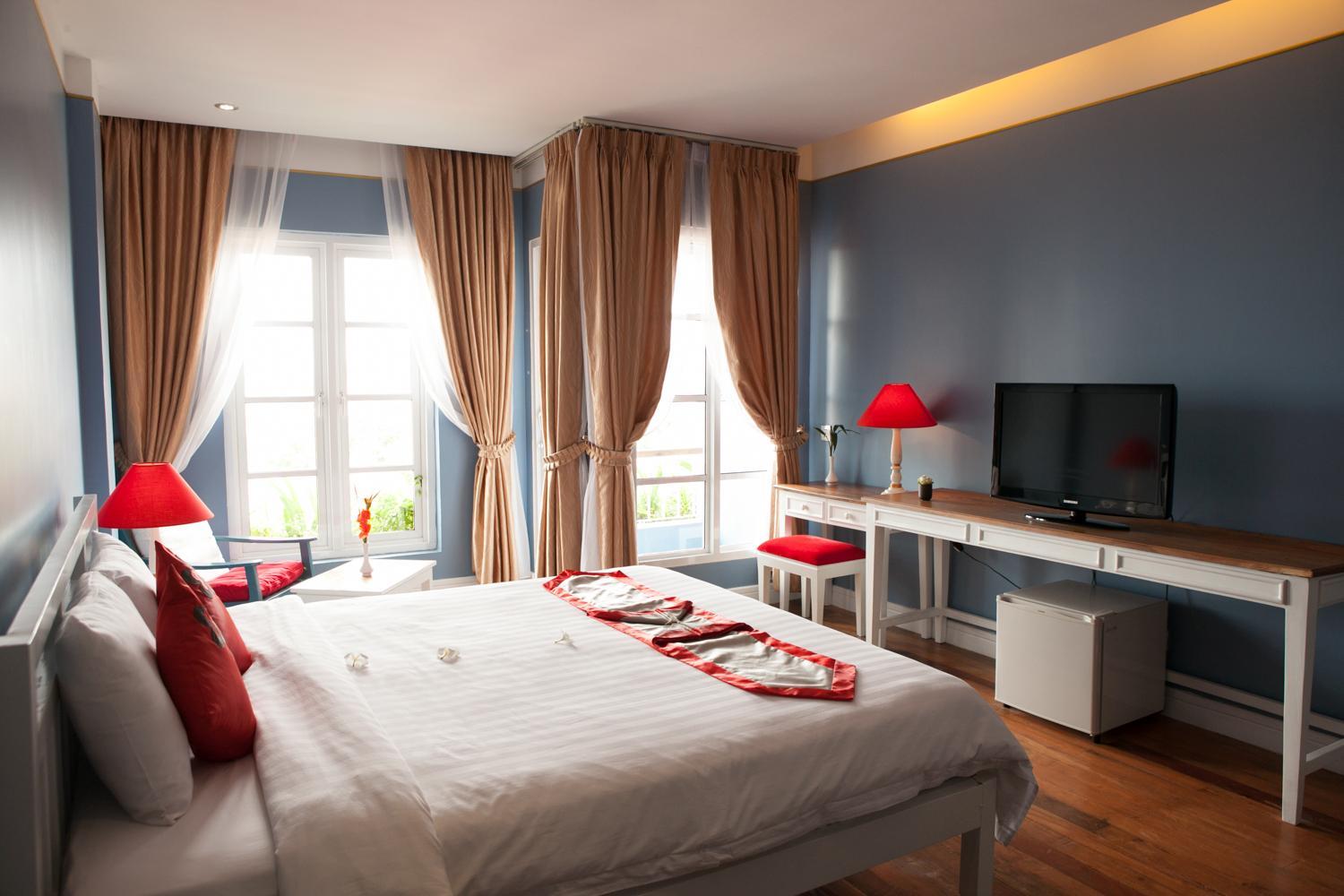 The Frangipani Royal Palace 4*