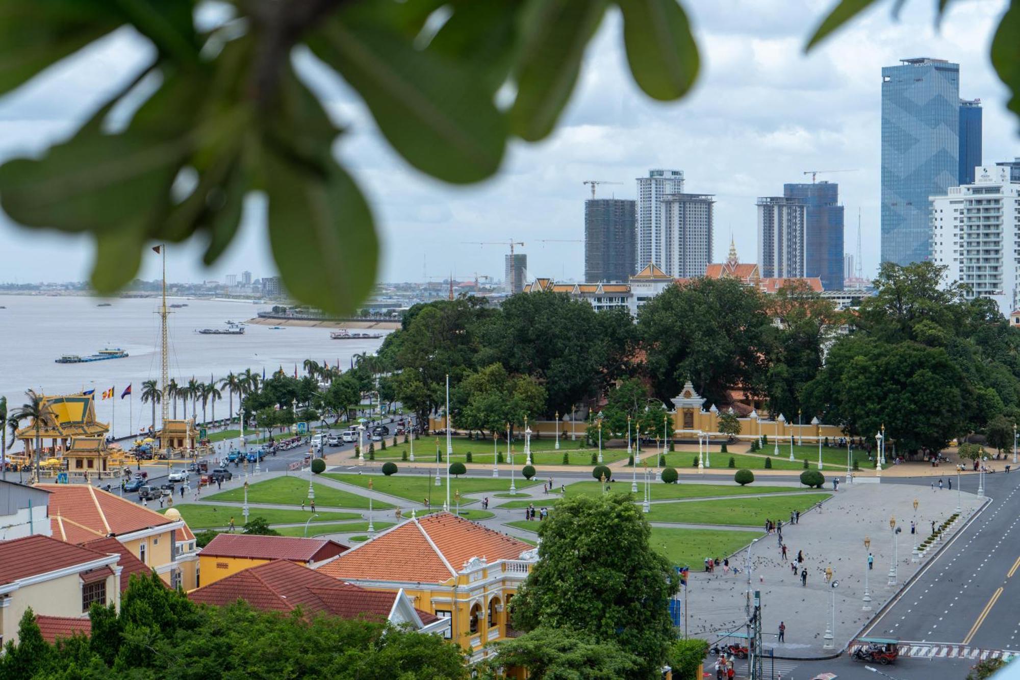 The Frangipani Royal Palace Hotel 4*